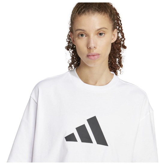 Adidas Γυναικεία κοντομάνικη μπλούζα Future Icons 3 Bar Logo Cropped Tee Adidas Γυναικεία κοντομάνικη μπλούζα Future Icons 3 Bar Logo Cropped Tee